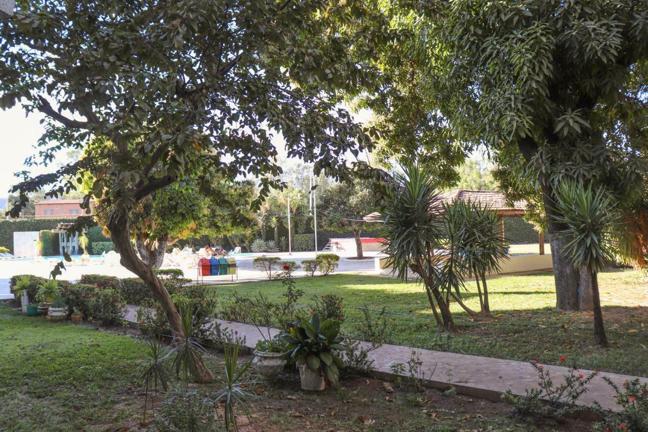 Solar Das Mangueiras Barreiras  Buitenkant foto